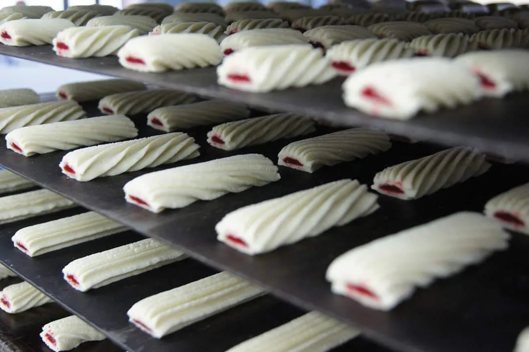 Dolgulu Pasta Makinası